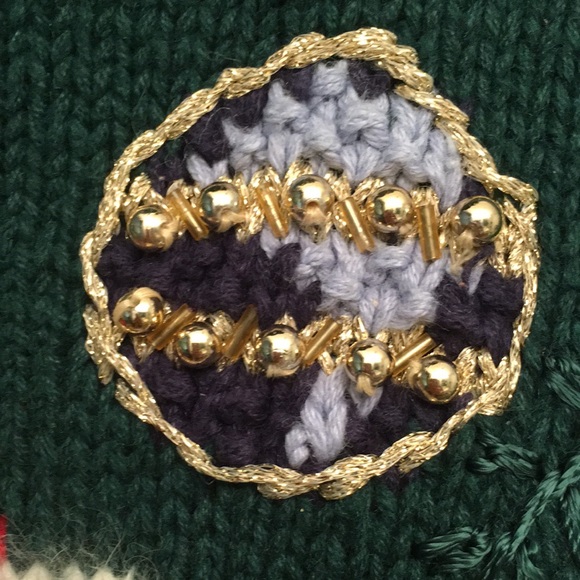 Embellished Christmas Sweater - Picture 4 of 6